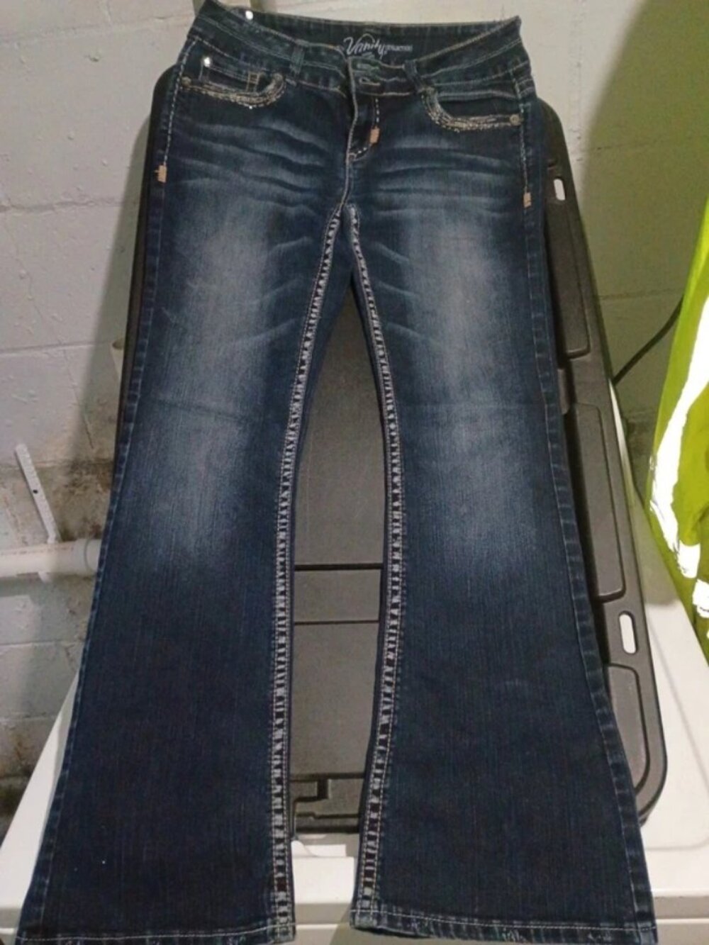 Vanity Premium Collection Y2K Bling Bootcut Jeans Size 31x33 Embellished Flap Po